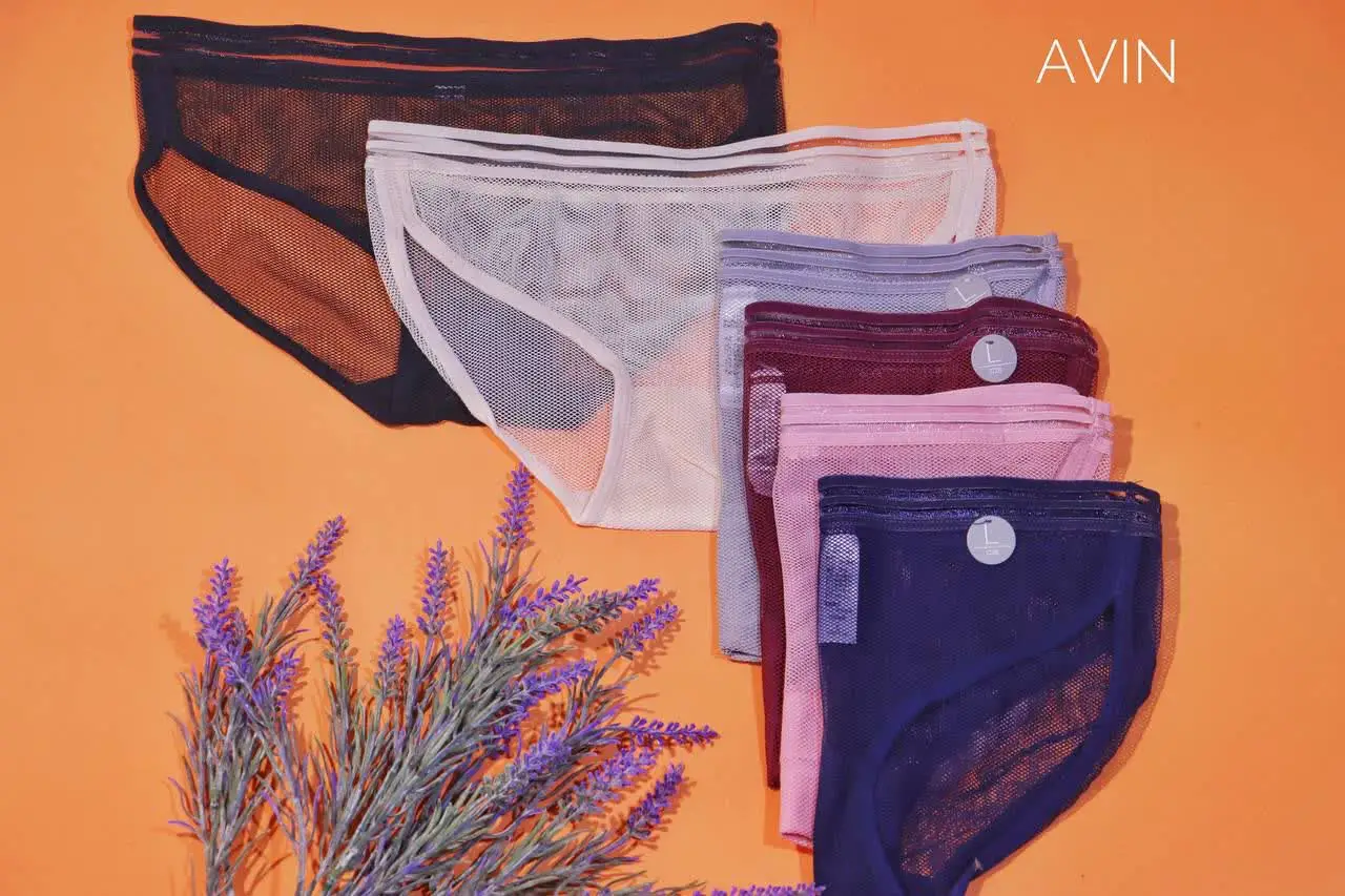 شورت غزال شیشه ایی